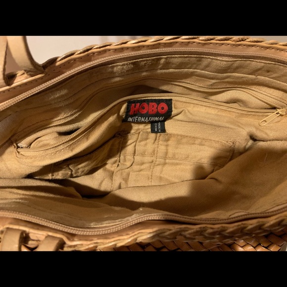 Hobo international tan leather tote. - Picture 2 of 5